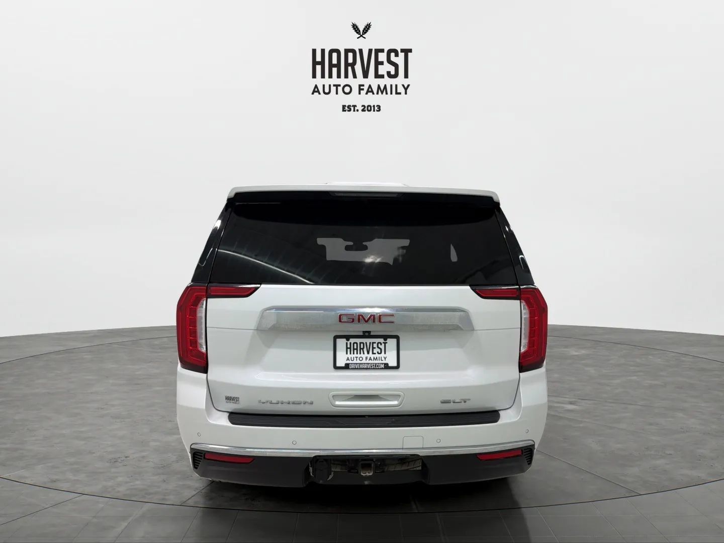 Used 2021 GMC Yukon SLT w/ Rear Media and Nav Package AWD/4WD image 5