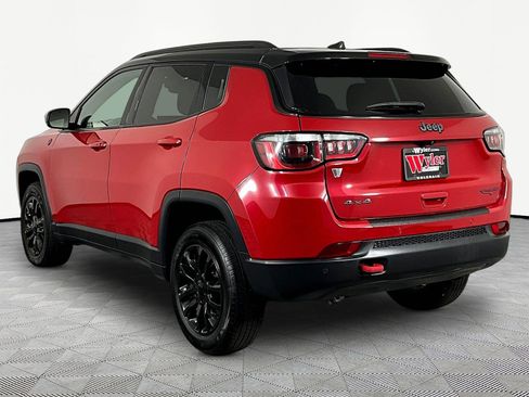 Used 2023 Jeep Compass Trailhawk AWD/4WD image 4