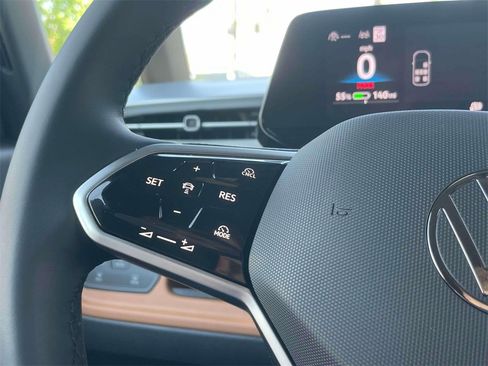 New 2025 Volkswagen ID. Buzz Pro S image 23