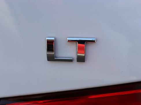 Used 2016 Chevrolet Cruze LT FWD image 48