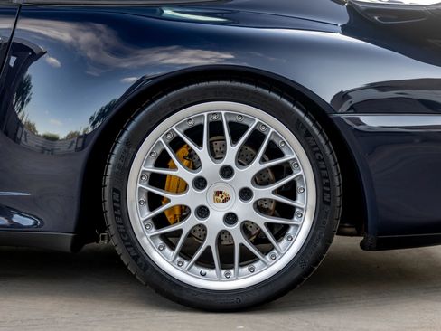 Used 1998 Porsche 911 Carrera S RWD image 31