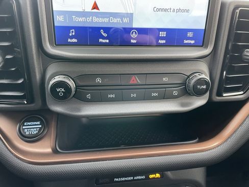 Used 2024 Ford Bronco Sport Badlands w/ Premium Package image 11