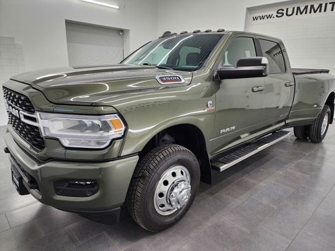 Used 2022 RAM 3500 Big Horn w/ Level C Equiment Group image 7