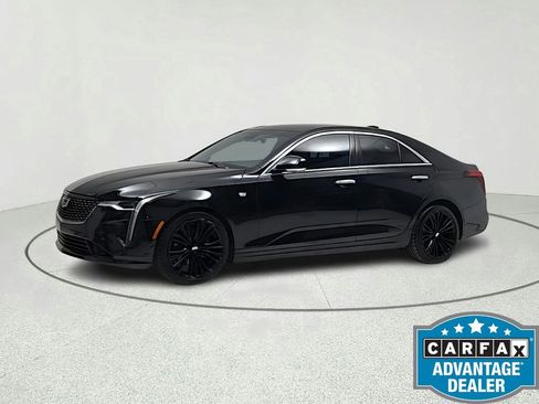 Used 2020 Cadillac CT4 Premium Luxury RWD image 2