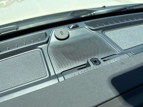 Used 2025 Ford Bronco Outer Banks AWD/4WD image 38