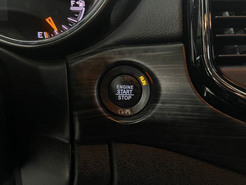 Used 2020 Jeep Grand Cherokee Altitude image 20