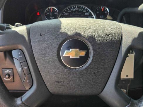 Used 2019 Chevrolet Express 2500 w/ Driver Convenience Package image 32