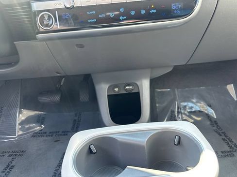 Used 2024 Hyundai Ioniq 5 SEL AWD/4WD image 24