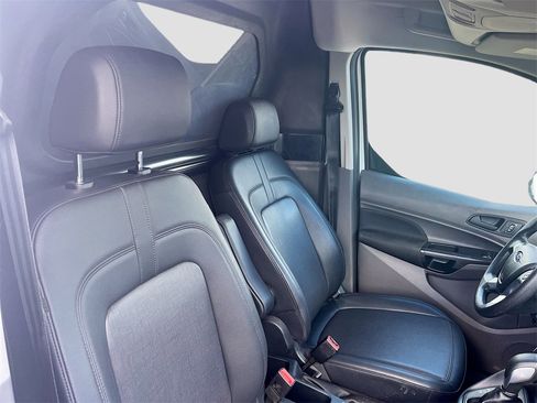 Used 2023 Ford Transit Connect XL image 25