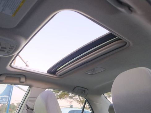 Used 2009 Toyota Corolla LE image 23