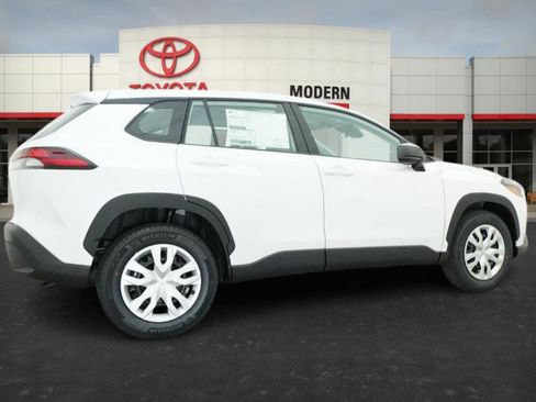 New 2026 Toyota Corolla Cross L image 23