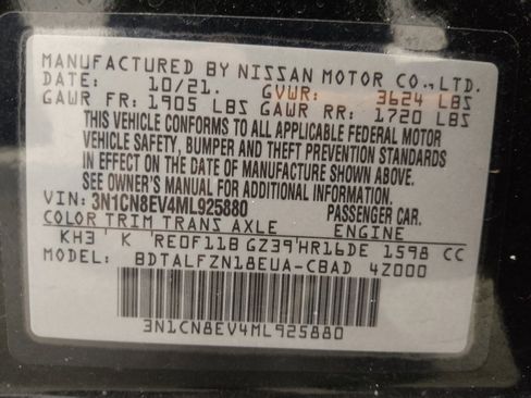 Used 2021 Nissan Versa SV image 33