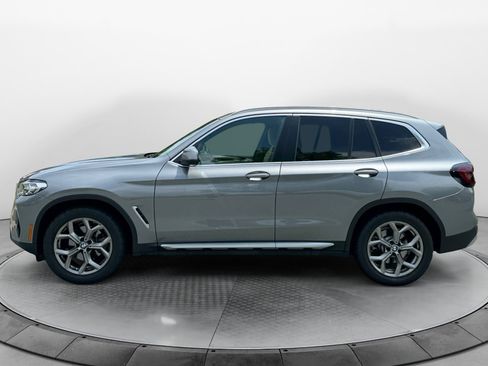 Used 2023 BMW X3 xDrive30i w/ Premium Package AWD/4WD image 4