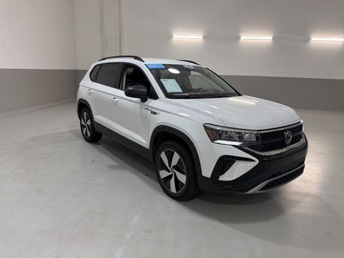 Certified 2023 Volkswagen Taos S AWD/4WD image 4
