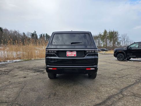 New 2026 Jeep Grand Wagoneer Limited AWD/4WD image 4