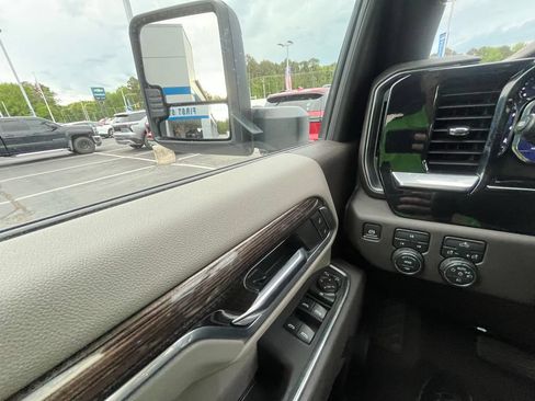 Used 2025 Chevrolet Silverado 2500 LT w/ Convenience Package AWD/4WD image 18