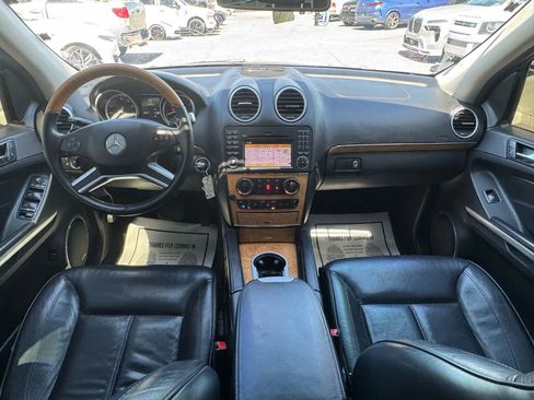 Used 2012 Mercedes-Benz GL 550 4MATIC image 22