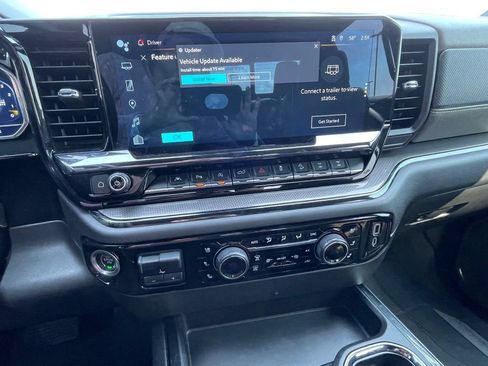 Used 2024 Chevrolet Silverado 1500 ZR2 w/ Technology Package AWD/4WD image 19