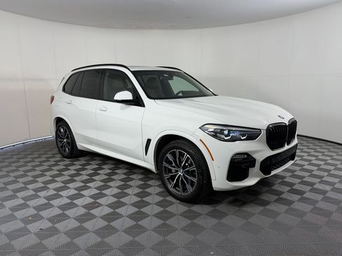Used 2021 BMW X5 sDrive40i w/ M Sport Package image 7