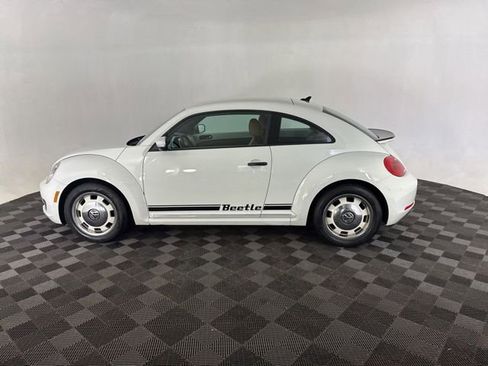 Used 2015 Volkswagen Beetle 1.8T Classic image 8