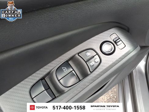 Used 2024 Nissan Altima 2.5 SV FWD image 16