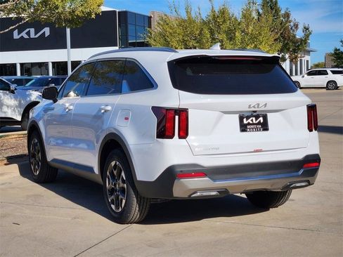 New 2026 Kia Sorento S w/ S Panoramic Sunroof Package FWD image 3