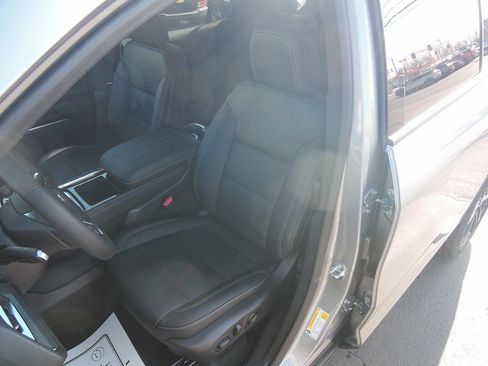 New 2026 Chevrolet Traverse LT image 6