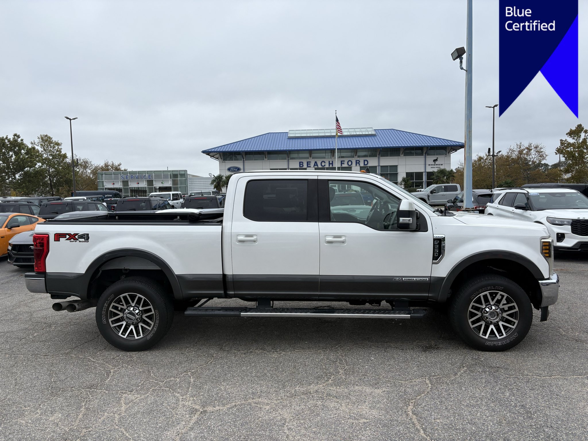 Used 2019 Ford F250 Lariat w/ Lariat Value Package AWD/4WD image 4