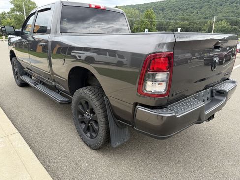 Used 2022 RAM 2500 Big Horn w/ Night Edition AWD/4WD image 2