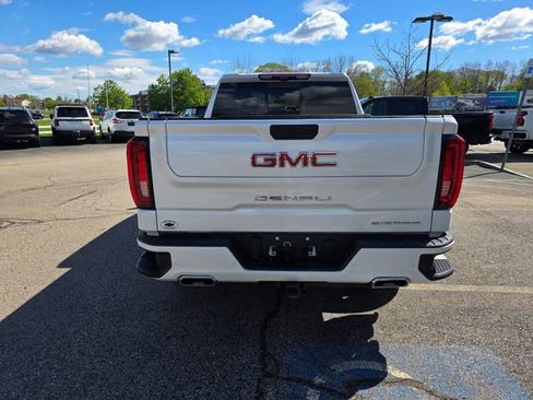 Used 2024 GMC Sierra 1500 Denali w/ Denali Reserve Package AWD/4WD image 3