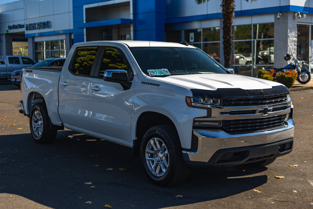 Used 2019 Chevrolet Silverado 1500 LT w/ All-Star Edition AWD/4WD image 6