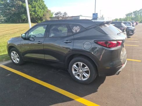 Used 2019 Chevrolet Blazer LT FWD image 3