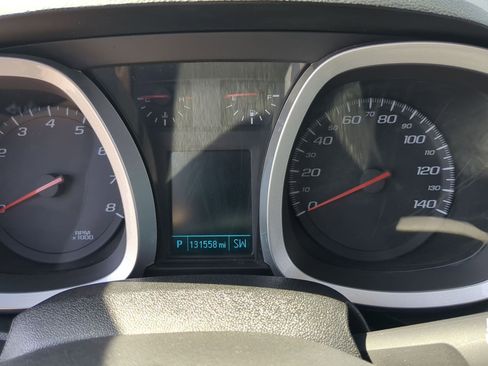 Used 2017 Chevrolet Equinox LT w/ Convenience Package image 13