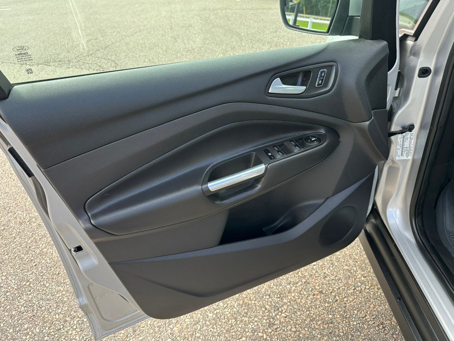 Used 2013 Ford C-MAX SE FWD image 9
