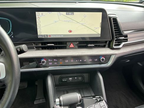 Used 2023 Kia Sportage X-Line w/ X-Line Premium Package AWD/4WD image 16