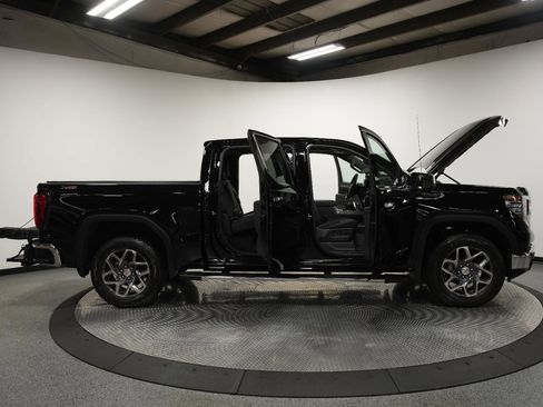 Used 2026 GMC Sierra 1500 SLT w/ SLT Premium Plus Package image 10