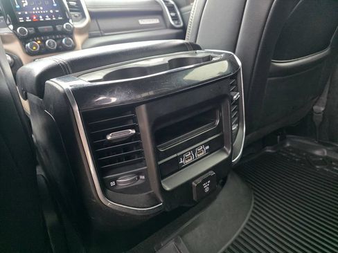 Used 2019 RAM 1500 Laramie w/ Sport Appearance Package AWD/4WD image 13