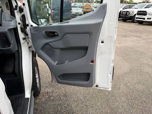 Used 2015 Ford Transit 150 148 Medium Roof image 17