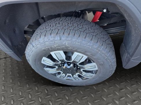 New 2026 GMC Sierra 3500 Denali w/ Technology Package image 25