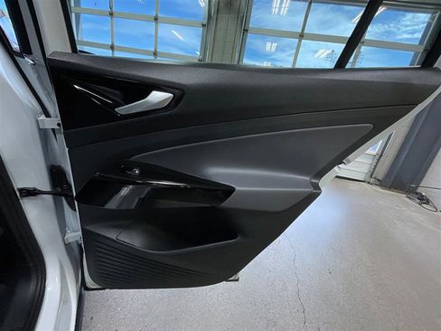 Used 2022 Volkswagen ID.4 Pro S image 21