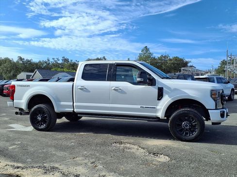 Used 2022 Ford F350 Lariat w/ Tremor Off-Road Package image 8