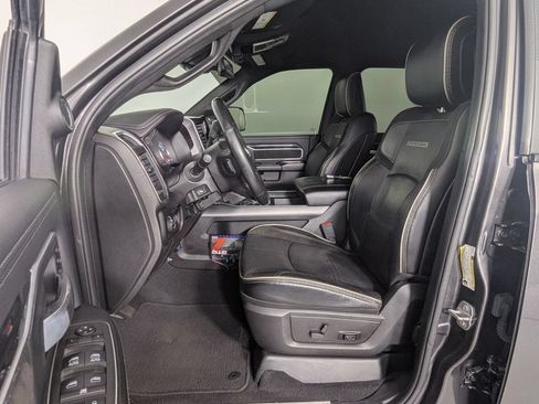 Used 2022 RAM 2500 Laramie AWD/4WD image 13