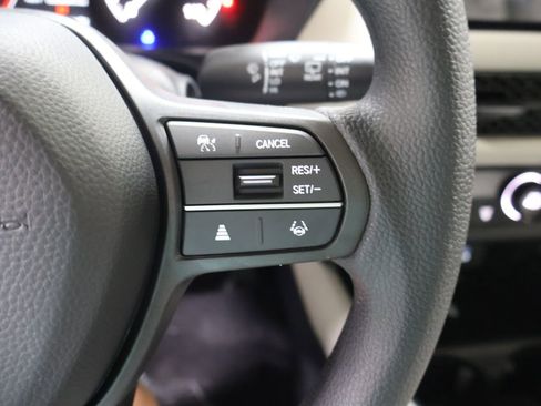 New 2026 Honda HR-V LX image 30