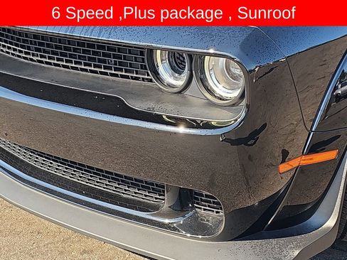 Used 2022 Dodge Challenger R/T Scat Pack RWD image 33