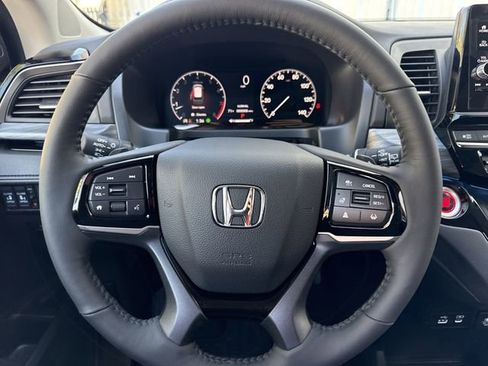 New 2026 Honda Odyssey Elite image 15