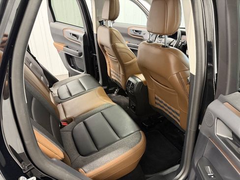 Used 2024 Ford Bronco Sport Outer Banks w/ Tech Package AWD/4WD image 9