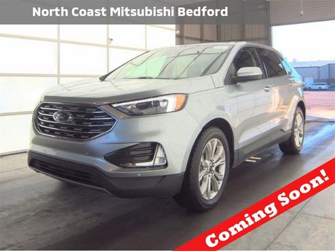 Used 2024 Ford Edge Titanium image 1