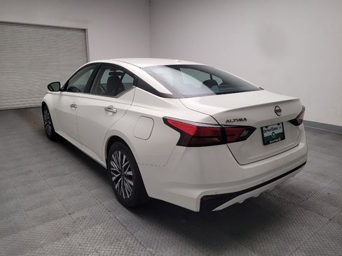 Used 2025 Nissan Altima 2.5 SV FWD image 5