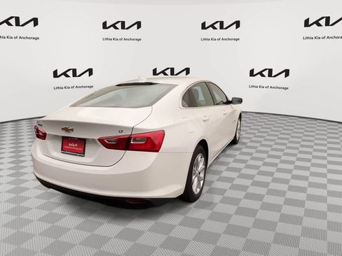 Used 2023 Chevrolet Malibu LT FWD image 7