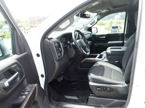 Used 2021 Chevrolet Silverado 1500 LT Trail Boss AWD/4WD image 14